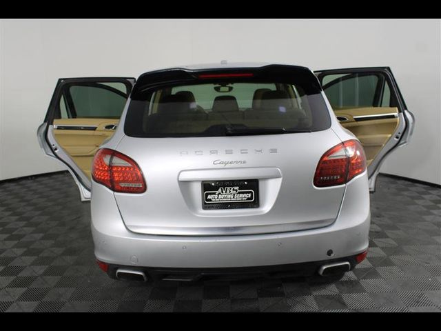 2012 Porsche Cayenne Base