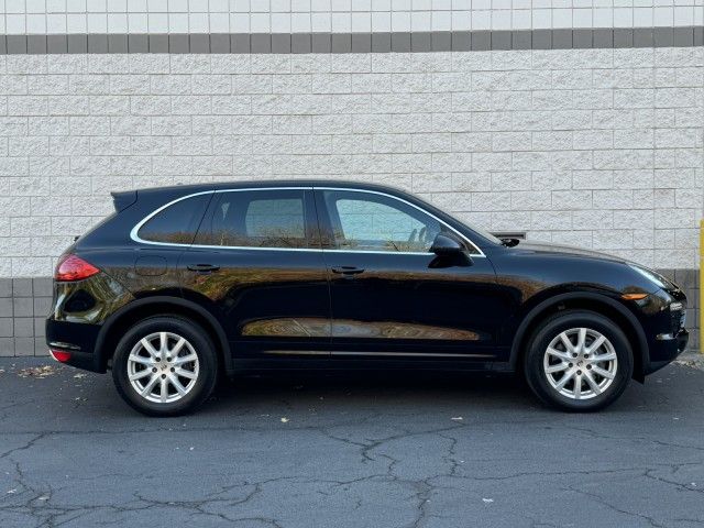 2012 Porsche Cayenne Base