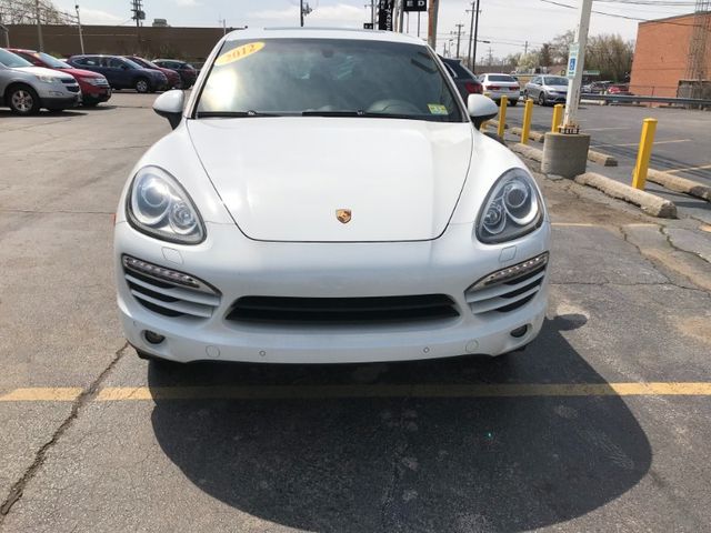 2012 Porsche Cayenne Base