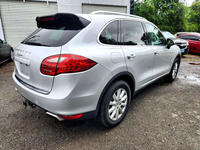 2012 Porsche Cayenne Base