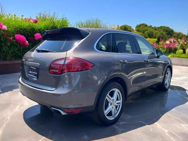 2012 Porsche Cayenne 