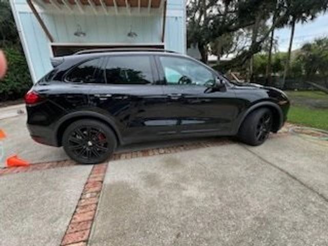 2012 Porsche Cayenne Turbo