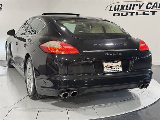 2012 Porsche Panamera 4S