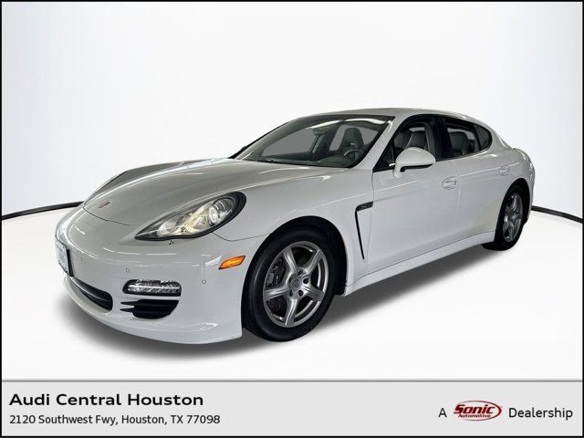 2012 Porsche Panamera Base