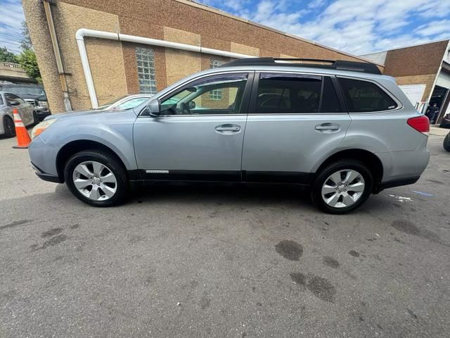 2012 Subaru Outback 2.5i Premium