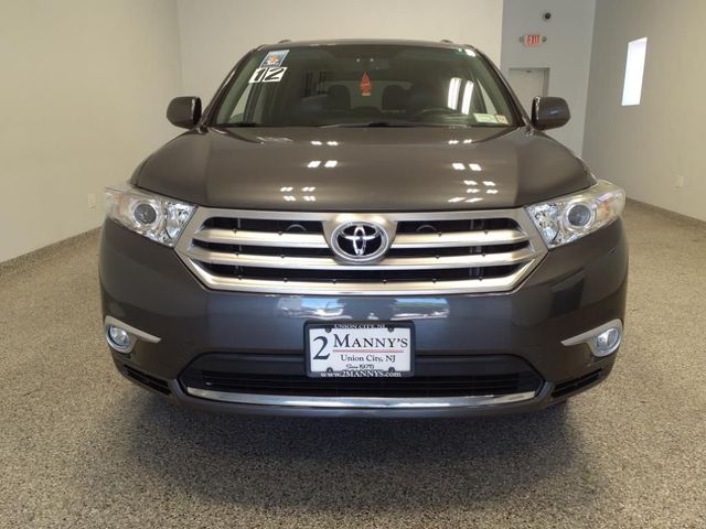 2012 Toyota Highlander SE