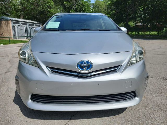 2012 Toyota Prius v 