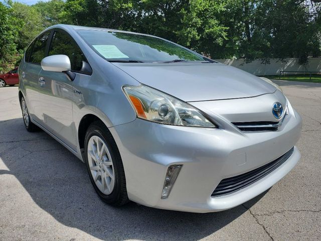 2012 Toyota Prius v 