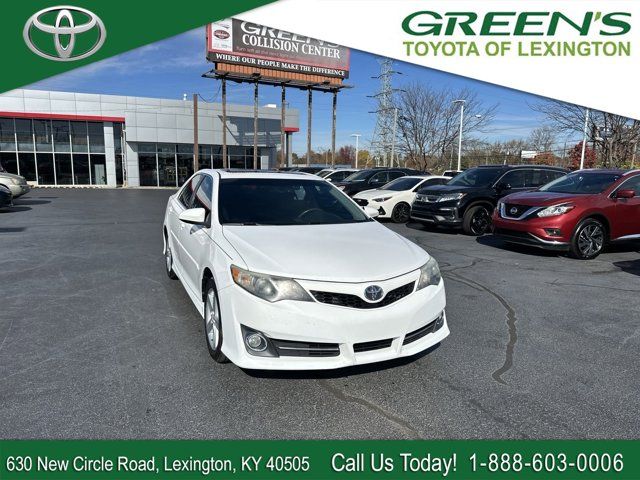 2012 Toyota Camry SE