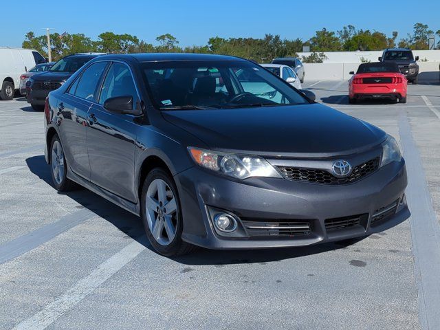 2012 Toyota Camry SE