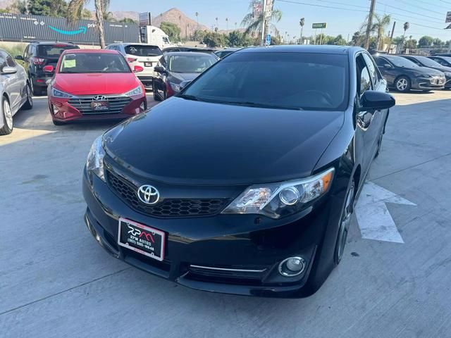 2012 Toyota Camry SE