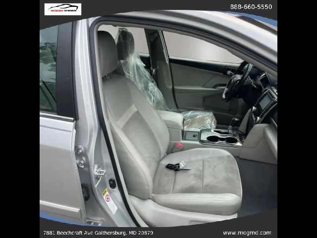 2012 Toyota Camry Hybrid XLE