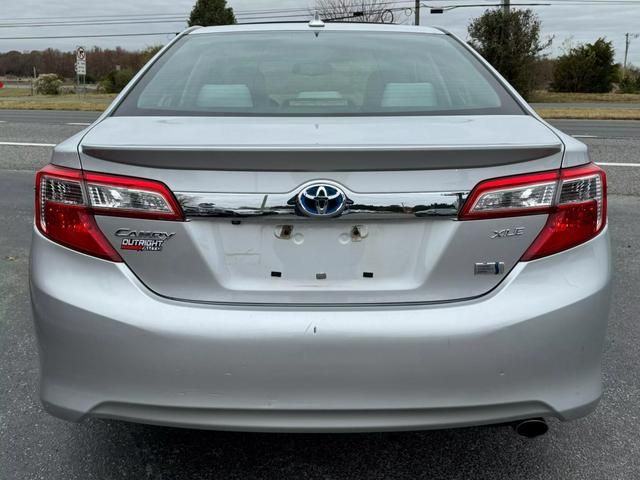 2012 Toyota Camry Hybrid XLE