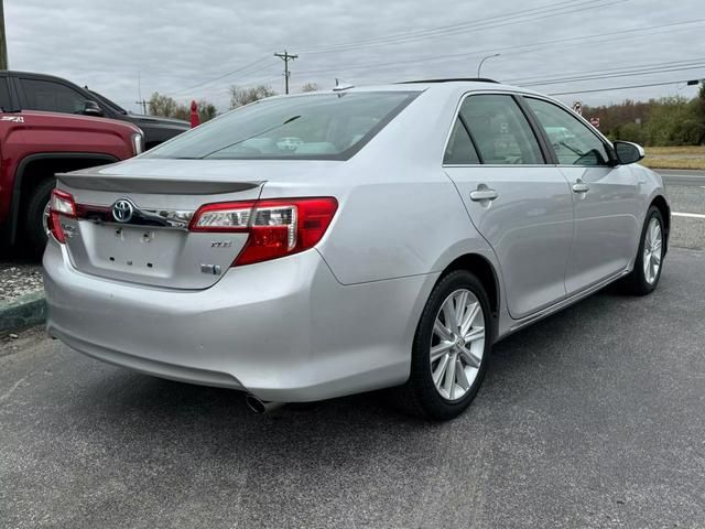 2012 Toyota Camry Hybrid XLE