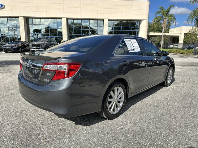 2012 Toyota Camry Hybrid XLE