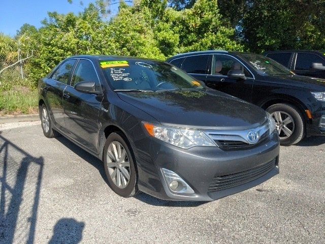 2012 Toyota Camry Hybrid XLE