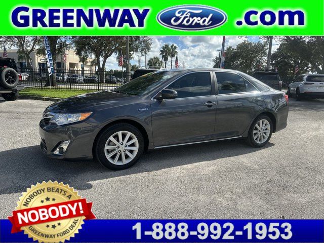 2012 Toyota Camry Hybrid XLE