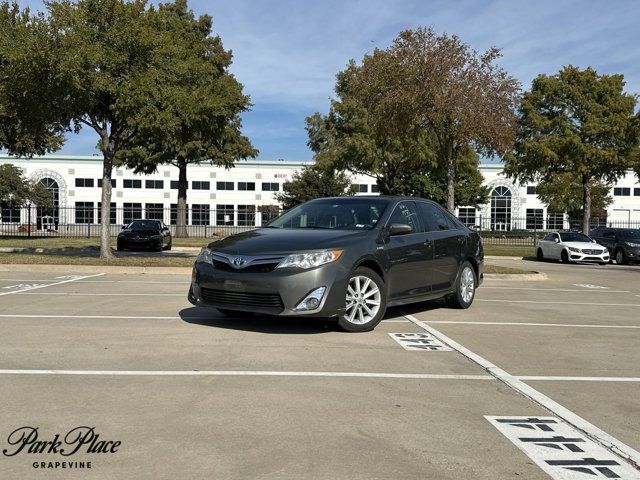 2012 Toyota Camry Hybrid XLE