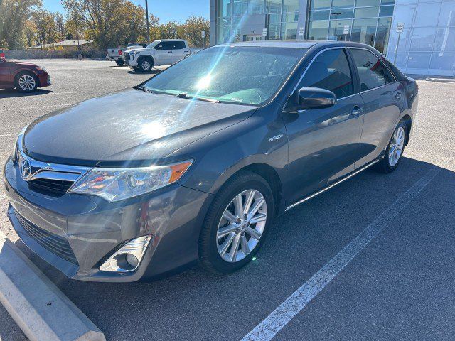 2012 Toyota Camry Hybrid XLE