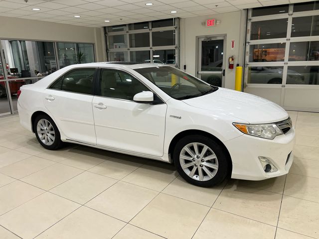 2012 Toyota Camry Hybrid XLE