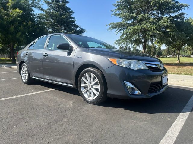 2012 Toyota Camry Hybrid XLE