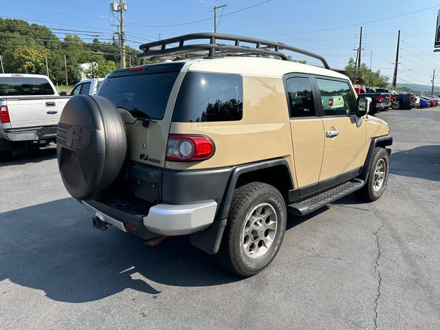 2012 Toyota FJ Cruiser Base