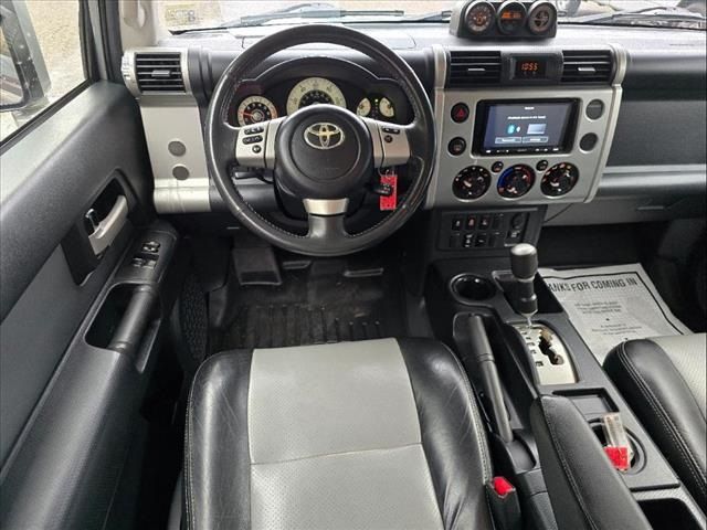 2012 Toyota FJ Cruiser Base