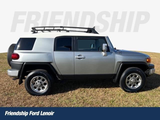 2012 Toyota FJ Cruiser Base