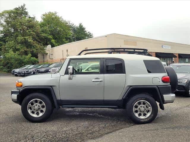 2012 Toyota FJ Cruiser Base