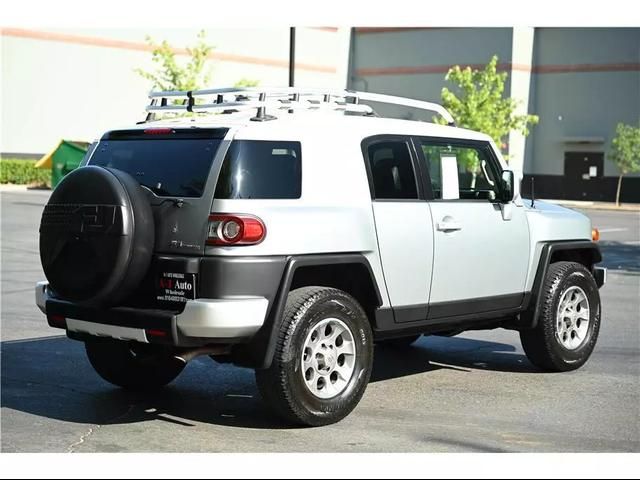 2012 Toyota FJ Cruiser 