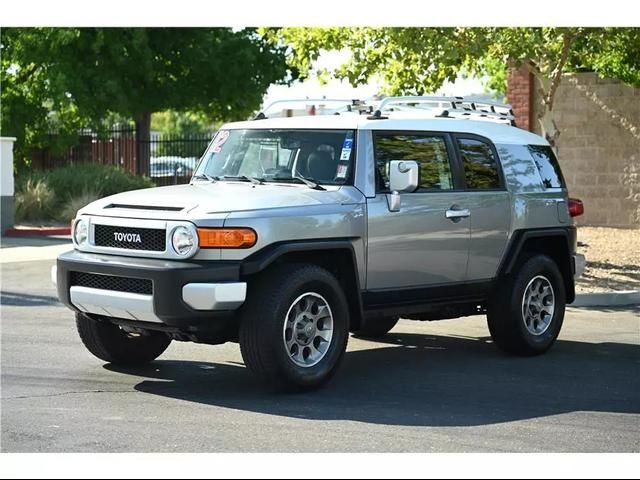 2012 Toyota FJ Cruiser 