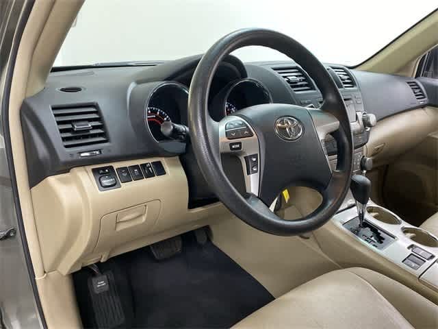 2012 Toyota Highlander Base