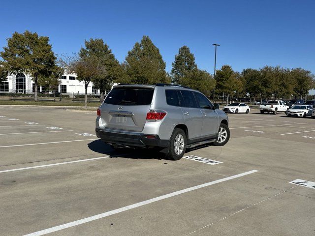 2012 Toyota Highlander SE