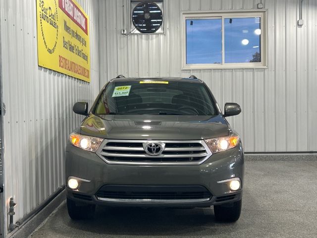 2012 Toyota Highlander SE