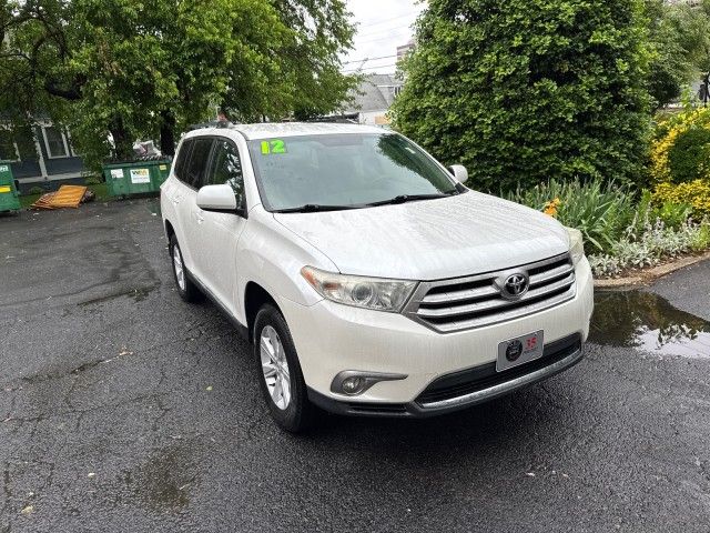 2012 Toyota Highlander SE