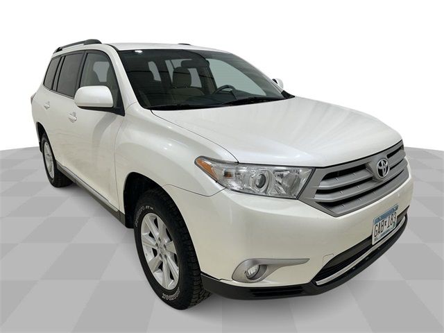 2012 Toyota Highlander SE