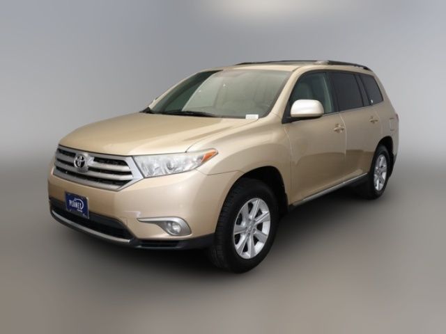 2012 Toyota Highlander SE