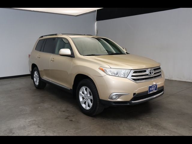 2012 Toyota Highlander SE