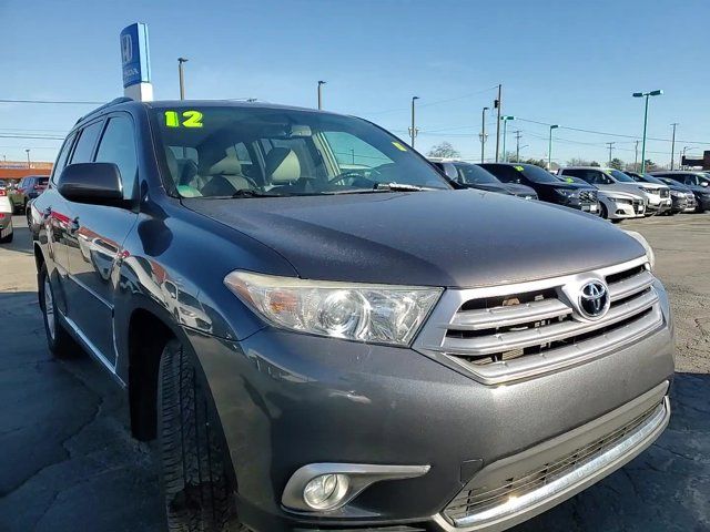 2012 Toyota Highlander SE