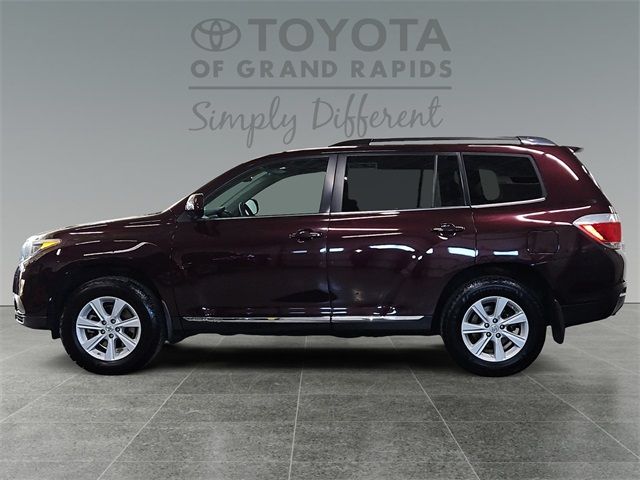 2012 Toyota Highlander SE