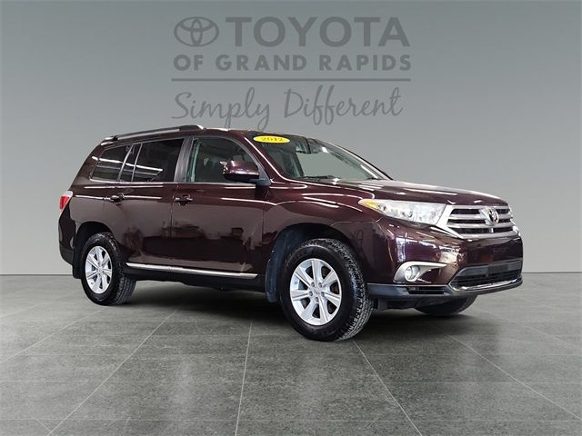 2012 Toyota Highlander SE