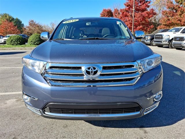 2012 Toyota Highlander SE