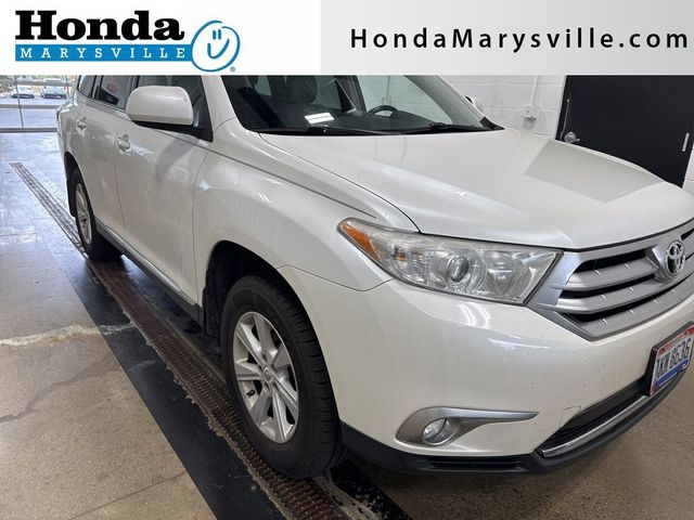 2012 Toyota Highlander SE