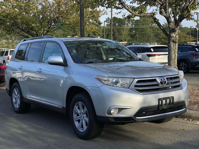 2012 Toyota Highlander SE