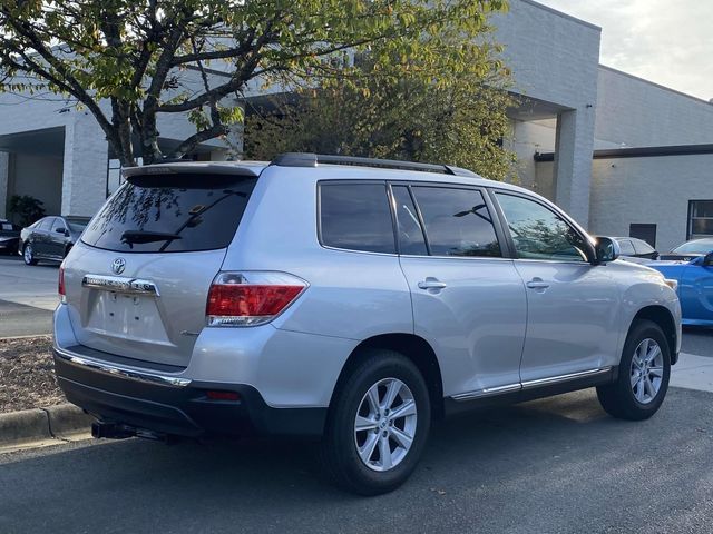 2012 Toyota Highlander SE