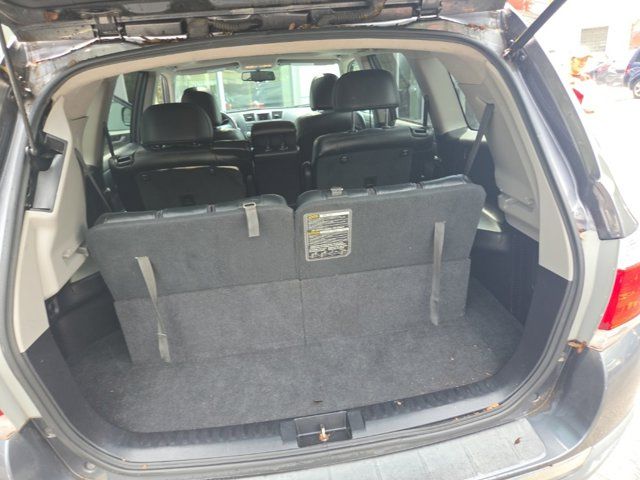 2012 Toyota Highlander SE