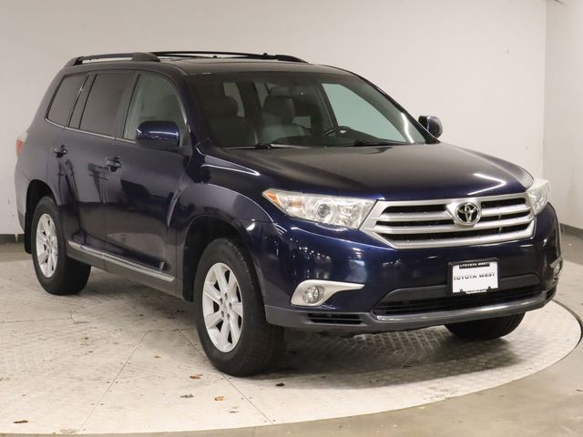 2012 Toyota Highlander SE