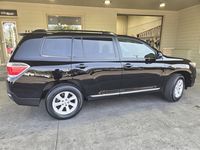 2012 Toyota Highlander SE