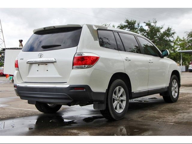 2012 Toyota Highlander SE