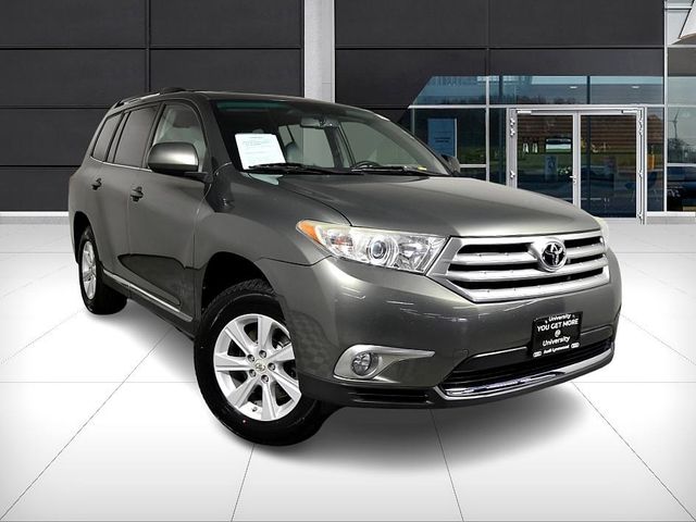 2012 Toyota Highlander SE